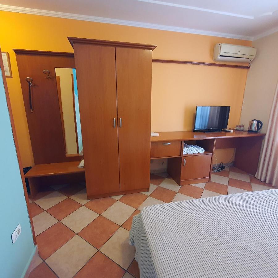 My Apartments -Tirana Centre 3*