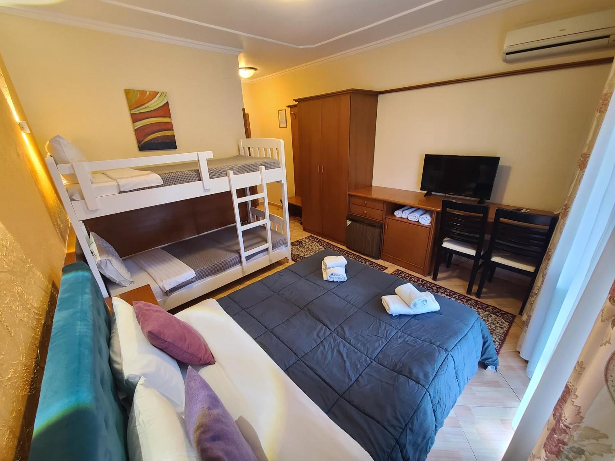 Apartament My Apartments -Tirana Centre 3*