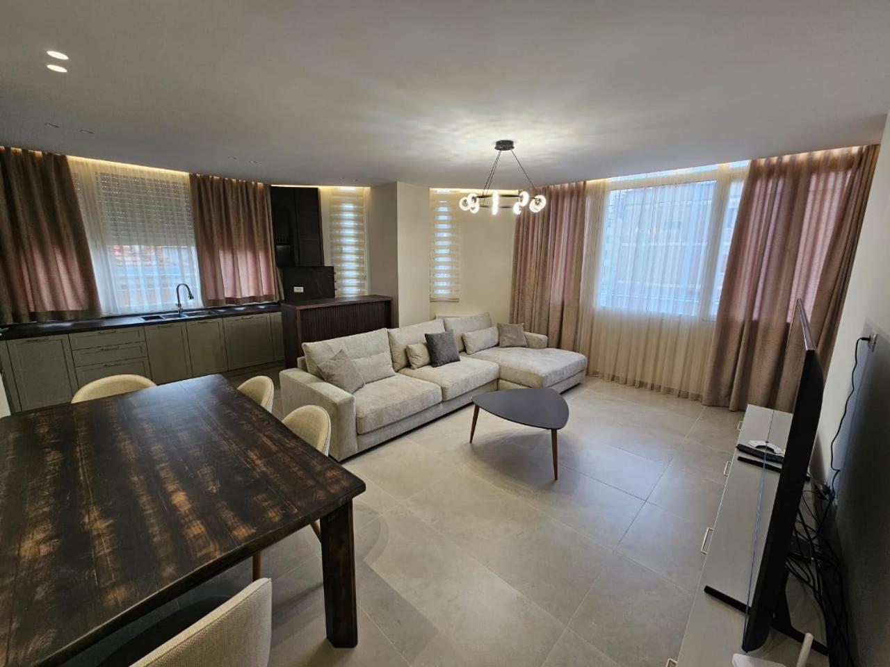 Apartament My Apartments -Tirana Centre